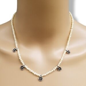 ANNE KLEIN VINTAGE DAINTY GLASS SEED PEARL & SILVERTONE FLOWER NECKLACE